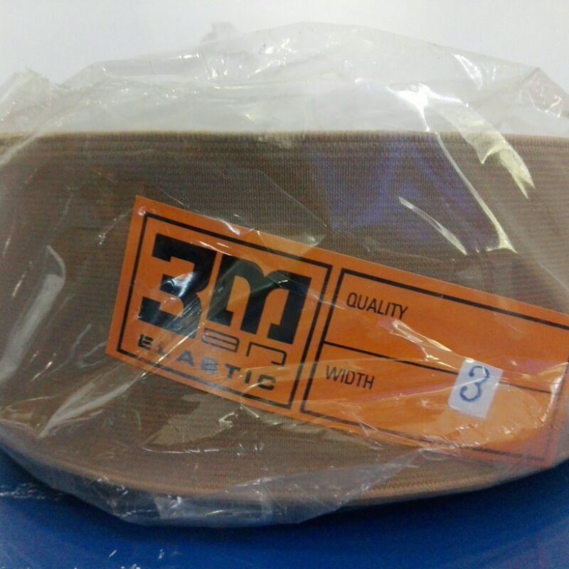 

Karet elastis merk 3M warna cream 3"(3cm)
