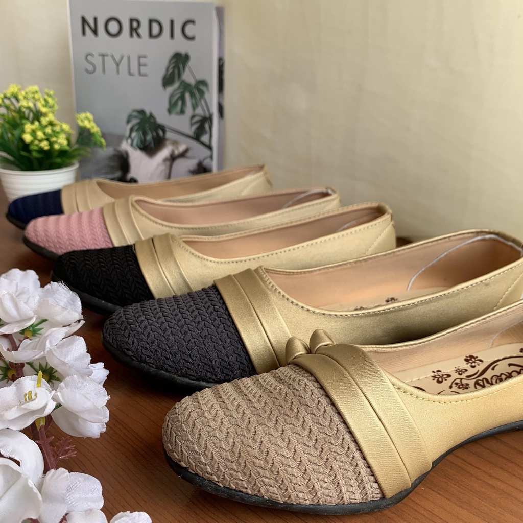 sepatu ballet SHAQUILA 2 cewek permpuan flat shoes kece populer kampus termurah terlaris SLIP ON WANITA TERBARU KEKINIAN FLATSHOES KOREAN STYLE SEPATU CEWEK SLIPON FLAT SHOES CASUAL SANTAI  RAMADHAN SALE FLATSHOES  Sepatu Wanita Flatshoes Balet Kain Nyama