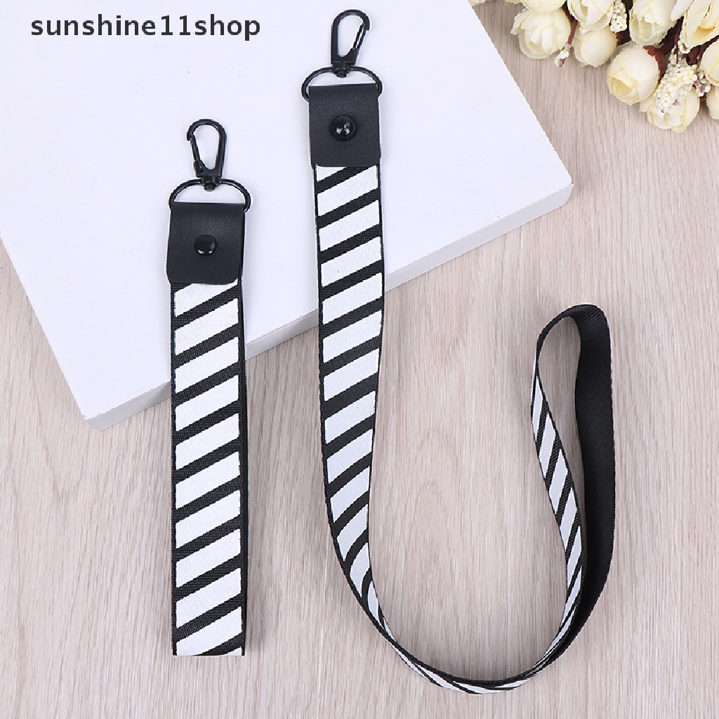 Sho Tali Lanyard Leher / Pergelangan Tangan Motif Garis Untuk Kunci / Kartu ID / Handphone