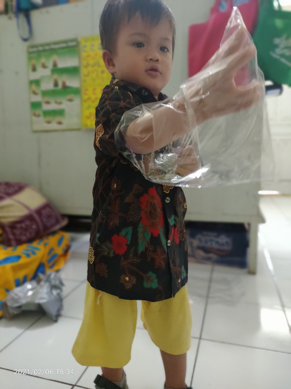 Maura Couple Sania Ruffle Batik Couple Ori Ndoro Jowi Mega Mendung Garansi Termurah Shopee Bcp