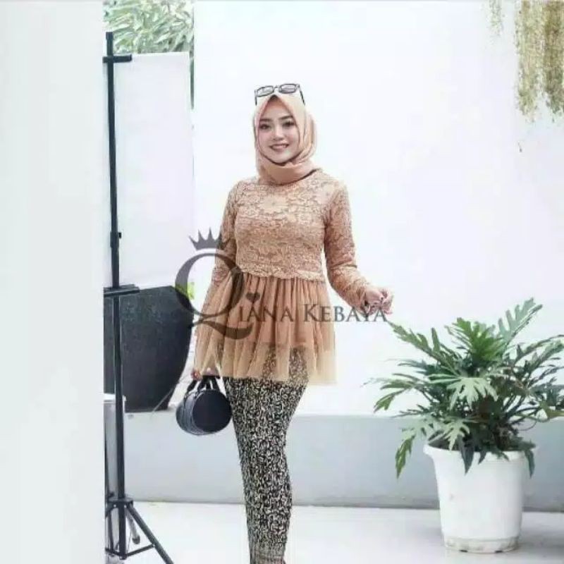 PRODUK ORIGINAL SETELAN KEBAYA ALESHA/KEBAYA WISUDA/KEBAYA TUNANGAN/