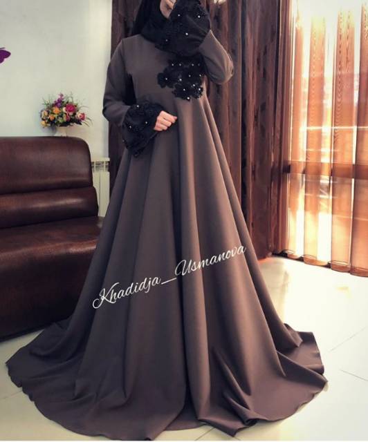 14 Bin 200 Tl Ye Satilan Basma Elbise Konusunda Son Noktayi Koyuyoruz Moda Haberleri