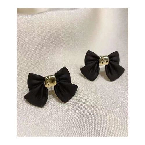 Anting Tusuk Fashion Black Butterfly Combined With Gold Color P27835