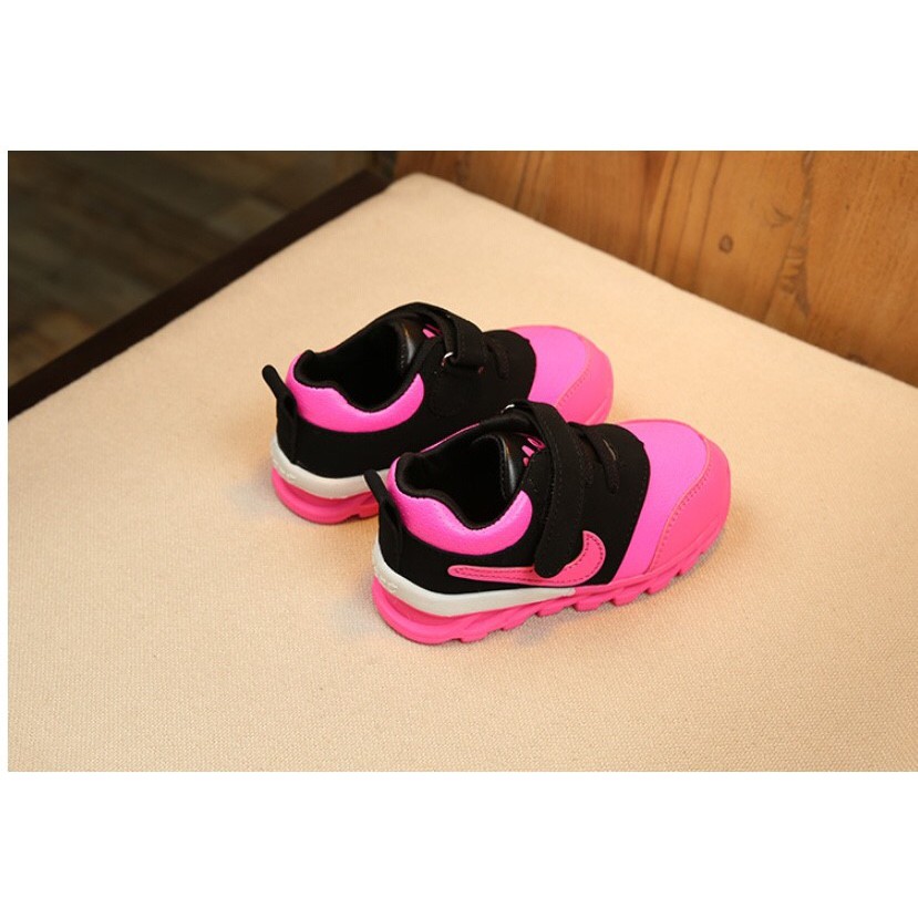 CHILDREN SNEAKER PINK