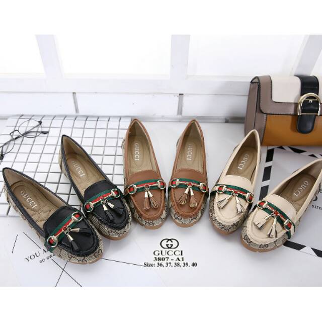 Sepatu gucci 3807 (25A)