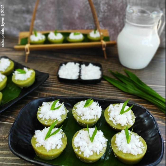 Isi 8 pcs Kue Lumpang Kue Ijo Asli Pandan Jajanan Pasar Kue Basah Enak Kualitas Terjamin Halal