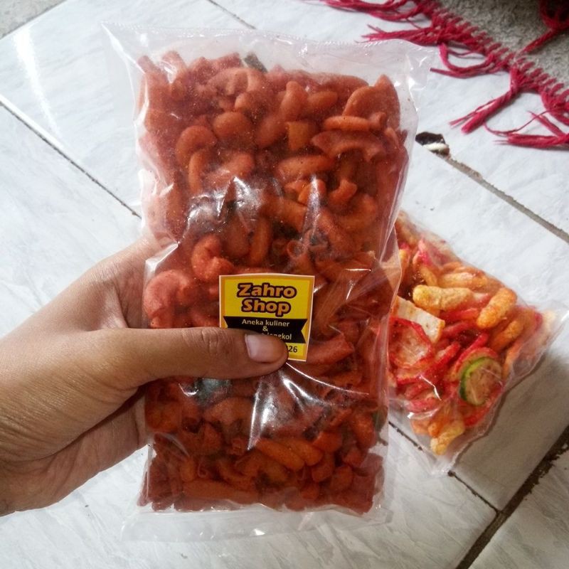 

Makaroni oedas daun jeruk/makanan ringan/cemilan makroni