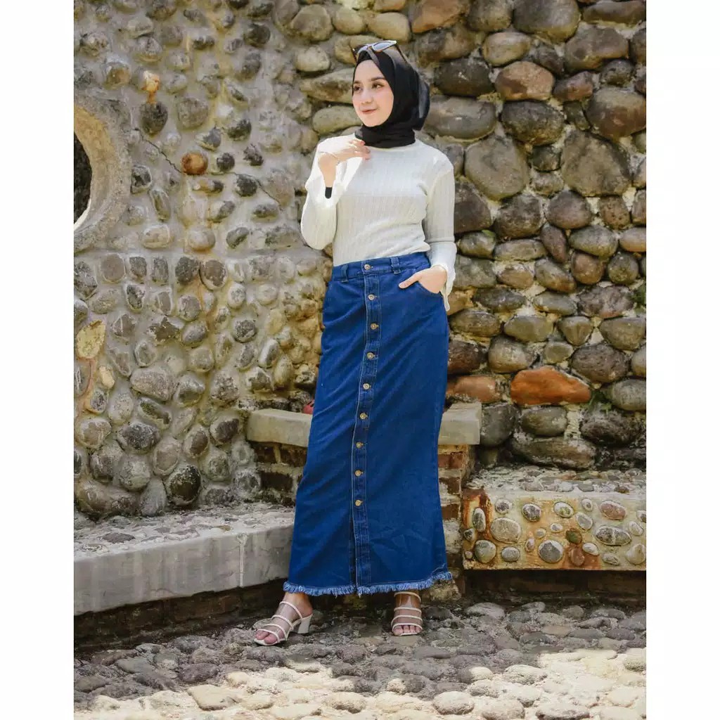 ROK BUTTON 9 JEANS RAWIS / ROK JEANS / ROK RAWIS / ROK RUMBAI / NIKITA SKIRT