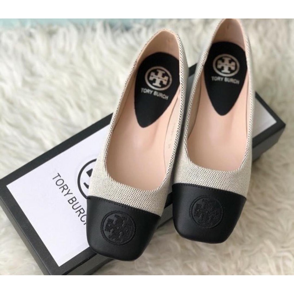 Sepatu Flat Wanita TORY BURCH CANVAS Freebox