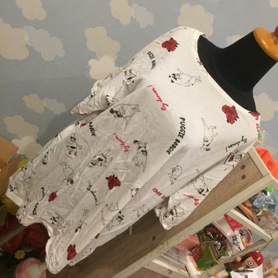 Preloved Pull and Bear - Pull&Bear Kaos Oversized Pug Tees