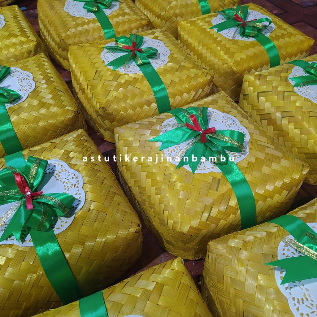 Besek Warna Pita Ukuran 25 x 25 cm/Besek Hias/Besek Unik/Besek Hampers/Besek Warna Hias Pita