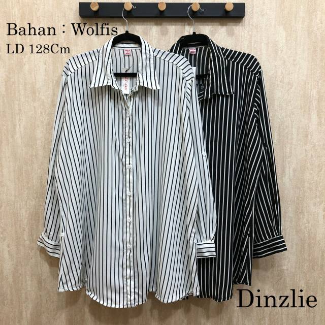 Kemeja Wanita Bahan Wolfis Motif Salur Hitam Putih