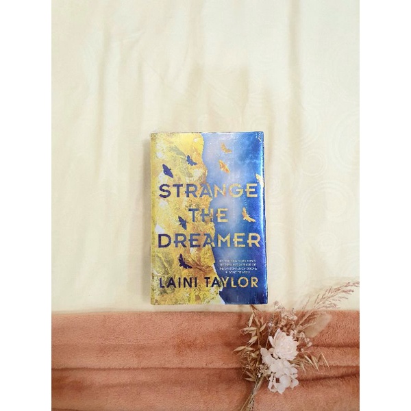 Strange the Dreamer (Strange the Dreamer #1) by Laini Taylor