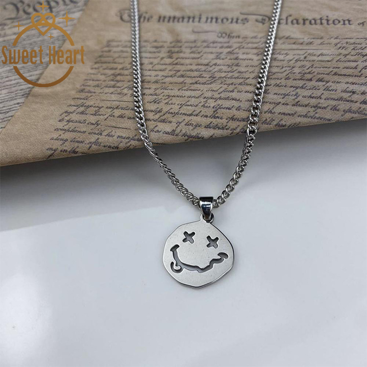 Kalung Rantai Klavikula Pendek Desain Smiley Face Untuk Wanita