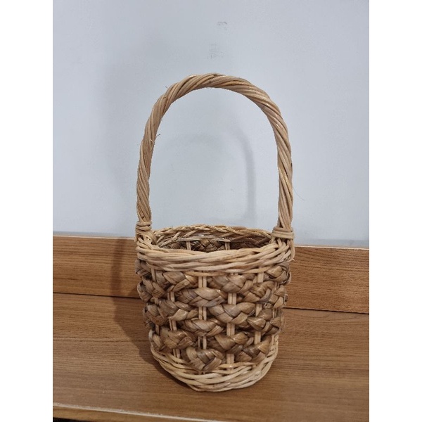 

keranjang bunga rotan kayu kerajinan tangan