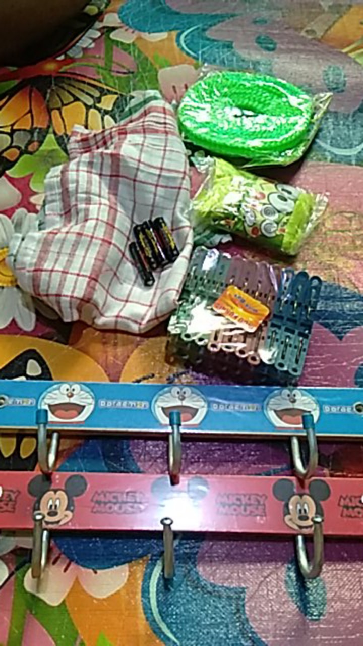 Gantungan Baju Kartun/ Kapstok/ Cantelan Baju