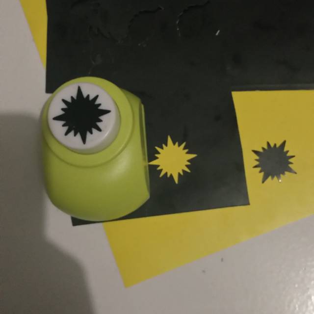 

L size paper punch