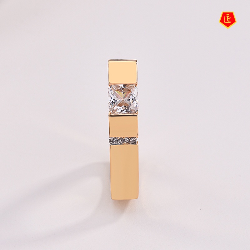 [Ready Stock]Creative Geometric Triangle Diamond-Studded Ring 18K Gold Color Separation