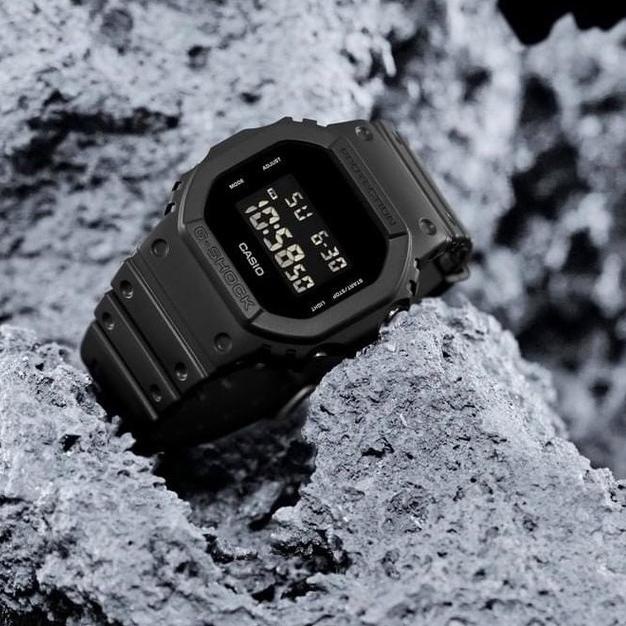 ←zy ⁎← JAM TANGAN PRIA G-SHOCK CASIO DW 5600 GS CASIO SEGI WARNA HITAM ANTI AIR DIGITAL one piece dw