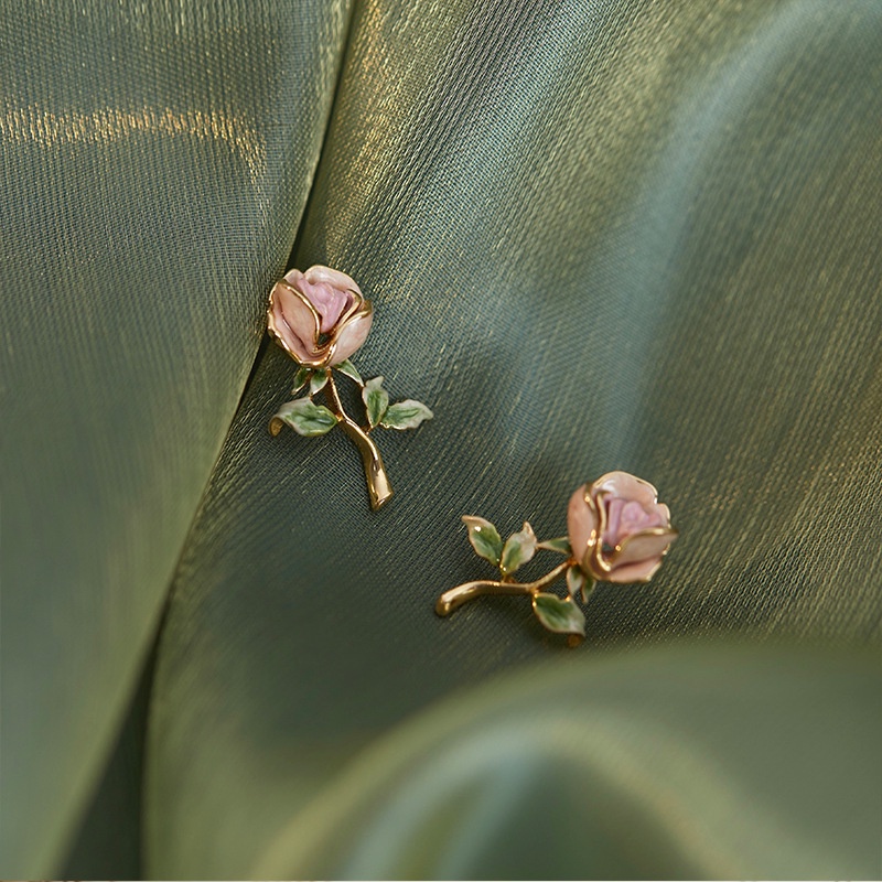 Anting Tusuk Bentuk Bunga Mawar Warna Pink Gaya Retro Untuk Wanita