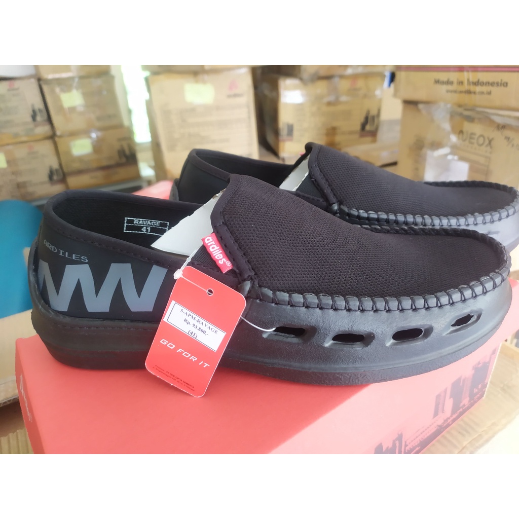 Slip on Ardiles Model FLAGON HITAM Terbaru - nyaman trendy casual