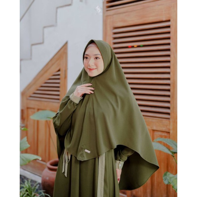 SHIERAKI — SEVERA [KHIMAR SAJA]
