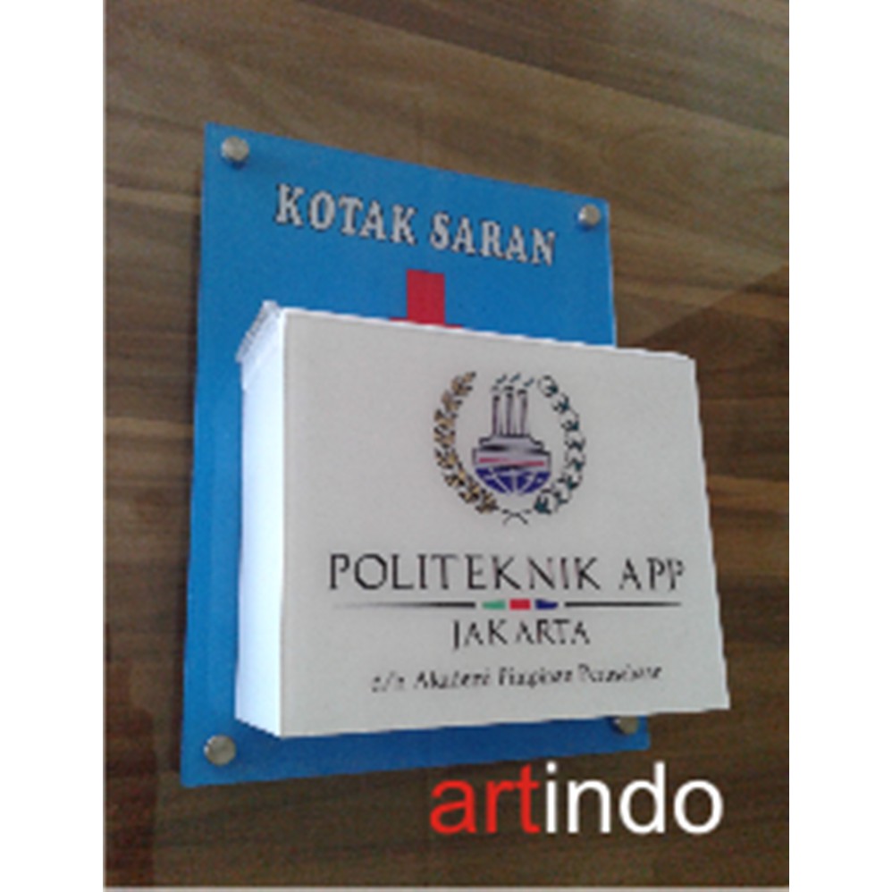 

Kotak saran akrilik KS09