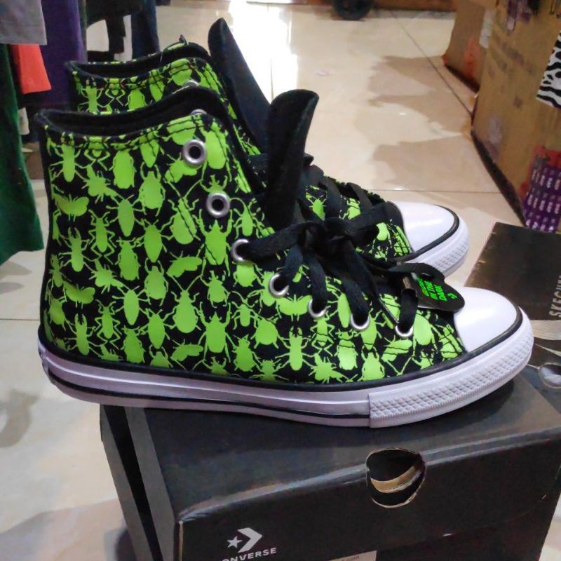 (KB15) Sepatu C0nv3rs3 670880C ctas hi black junior glow in dark