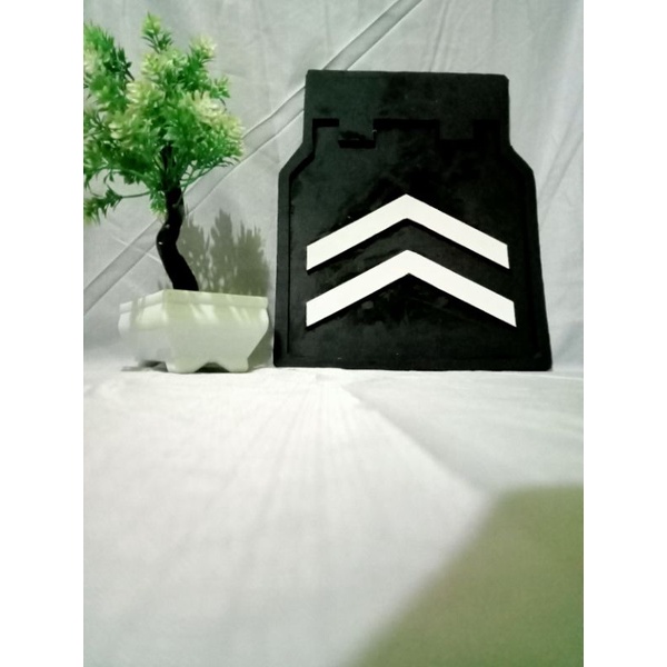 Karpet Lumpur Mobil L300 Pick Up Carry Futura Grand Max Rally Variasi Mudguard Mobil Universal