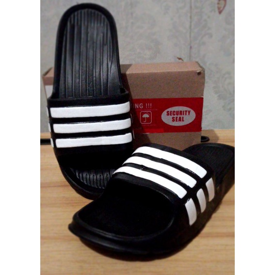 Sandal anak model slop/Sandal anak adidas