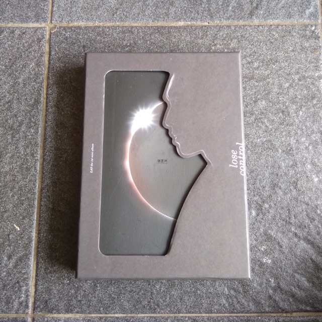 EXO LAY ALBUM LOSE CONTROL