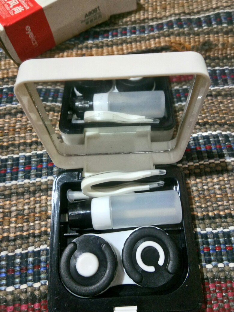 Kotak Softlens Kaca + Botol (kakao)