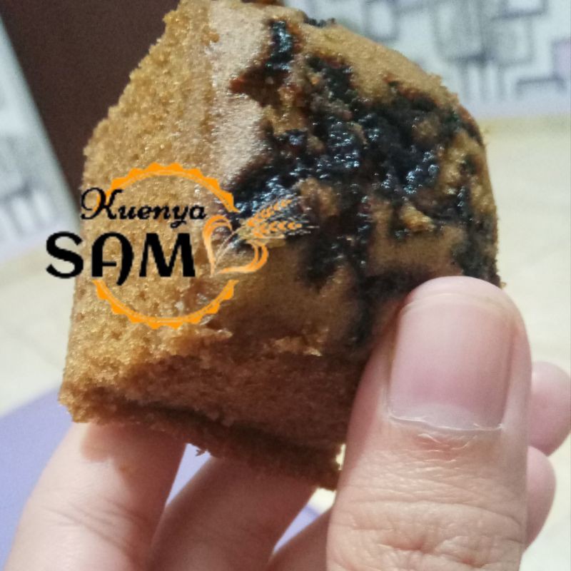 

BOLU KOPI MOKA 25 POTONG