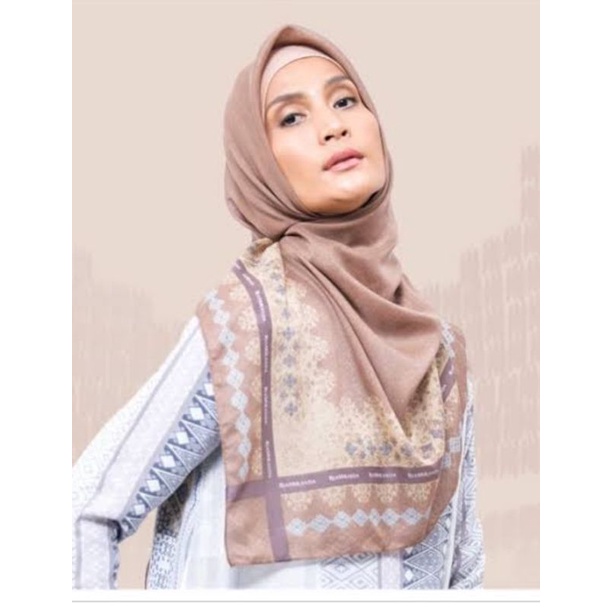 Alang Scarf Ria Miranda