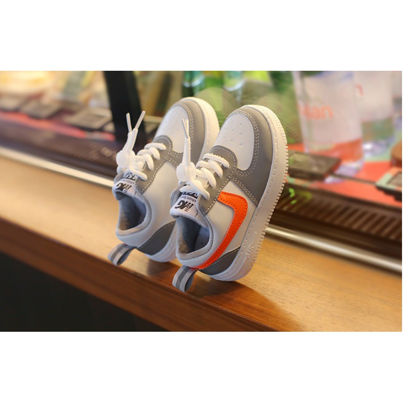 Bestseller Sepatu Sneakers Anak Anak Laki Prempuan Nike Gear ORANGE