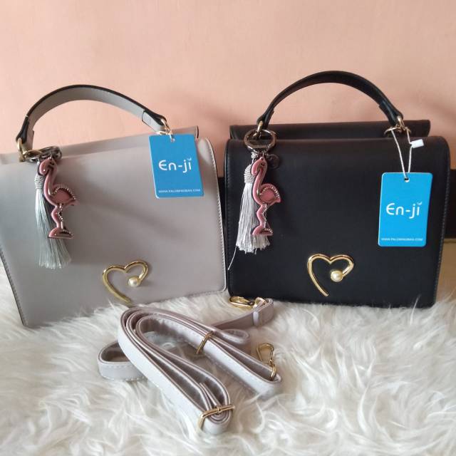 Tas selempang Enji