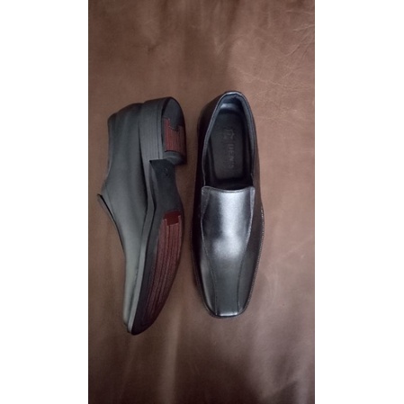 sepatu pria kulit garut