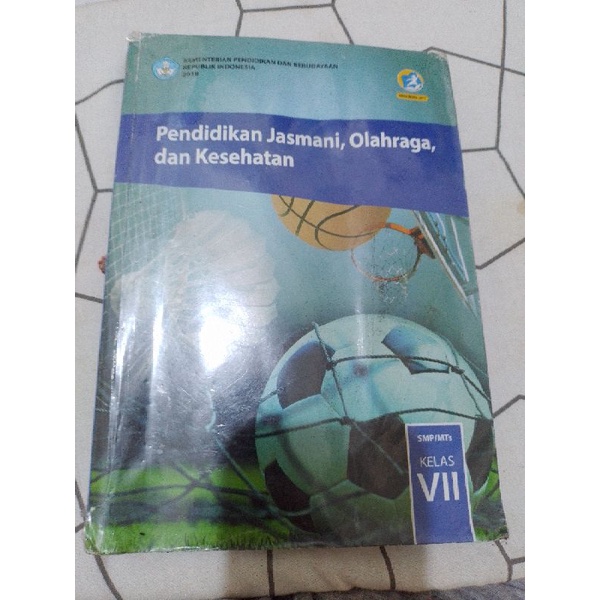 

Buku Pjok Pendidikan Jasmani, olahraga, dan kesehatan KEMENTRIAN PENDIDIKAN DAN KEBUDAYAAN REPUBLIK INDONESIA Kelas VII/7 Edisi revisi 2017