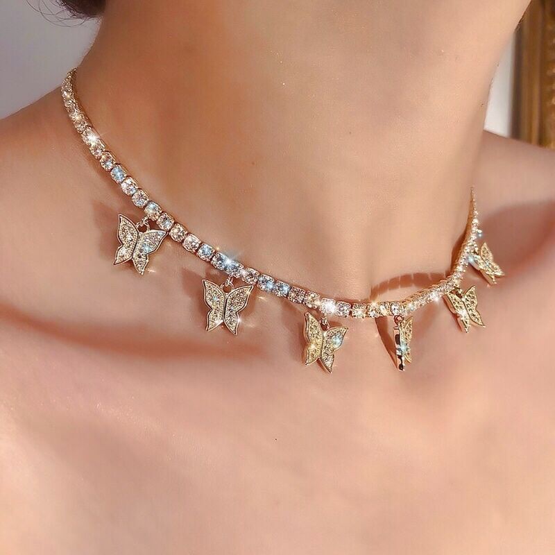 Kalung Choker Dengan Liontin Butterfly Aksen Kristal Berlian Imitasi Untuk Wanita