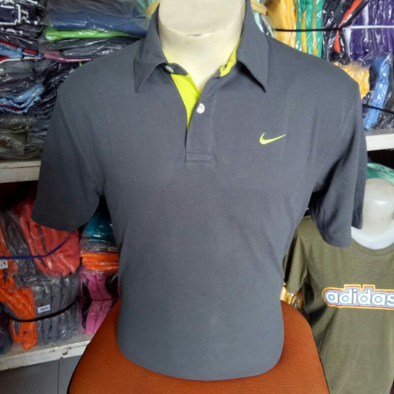 KAOS Kerah /  polo shirt hijau army