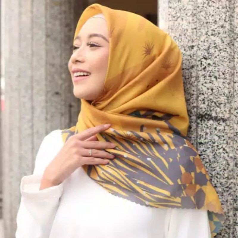 The Novella Scarf Dessert Mustard 140x140 original