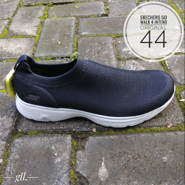 sepatu skechers go walk 4