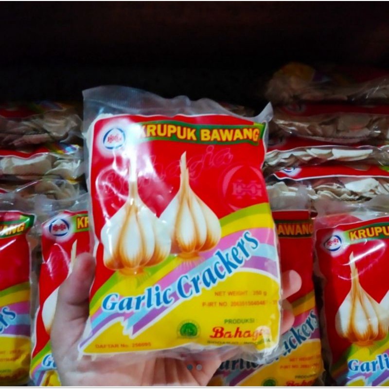 

kerupuk bawang kating 250gr