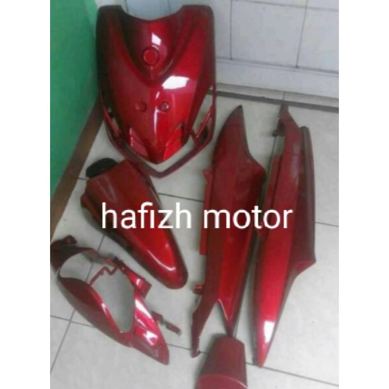 Full body halus merah Mio smile