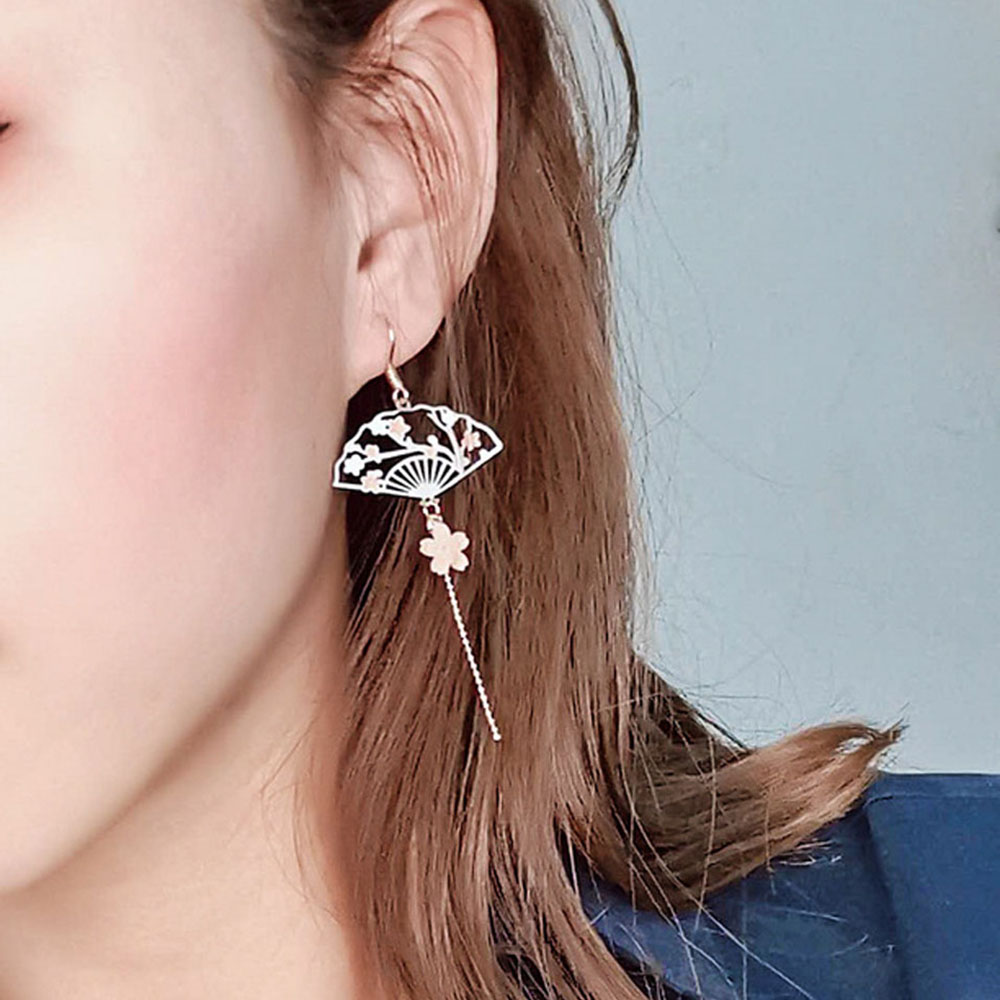 Lanfy Anting Gantung Panjang Kait Gaya Cina Motif Bunga Sakura Aksen Hollow + Rumbai + Mutiara Untuk Wanita