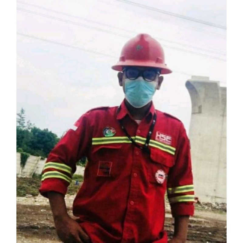 SERAGAM SAFETY MERAH HSE KANCING SCOTLIGHT HIJAU 2.5CM