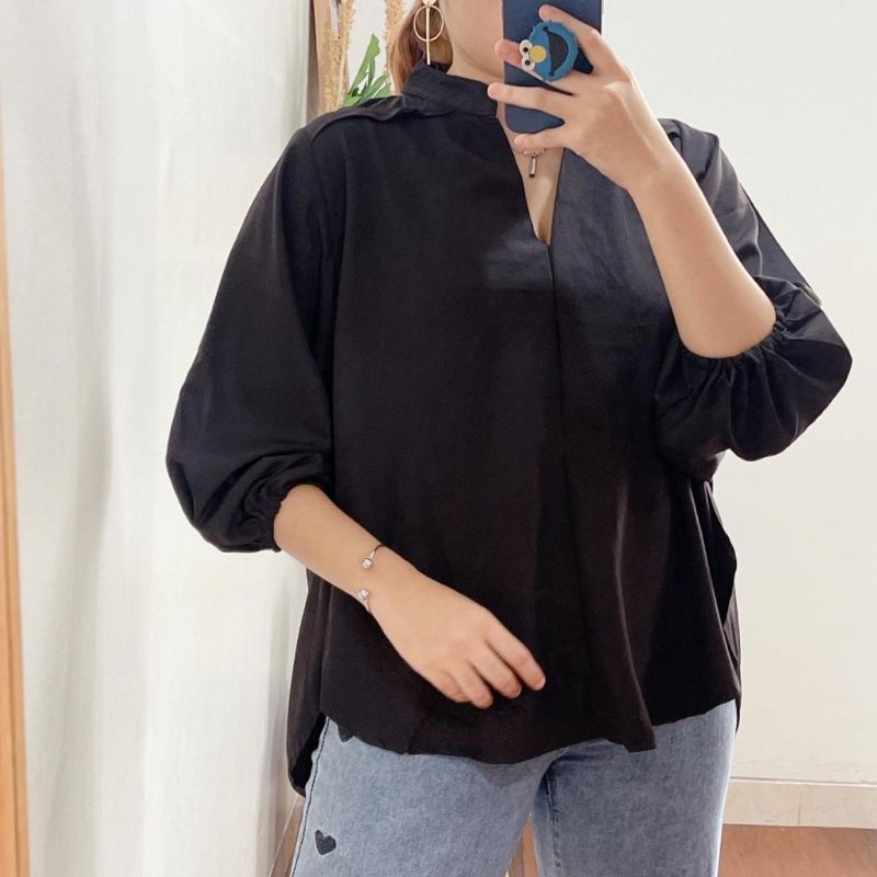 Blouse v belah samping