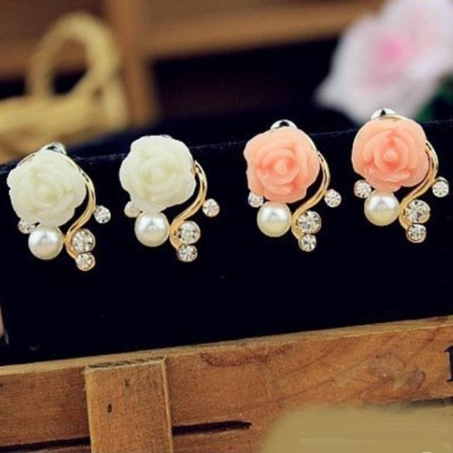 ANTING STYLE KOREA  ANTING CANTIK WANITA ANTING BUNGA MAWAR REAL PICTURE ANTING MURAH UNIK ORIGINAL