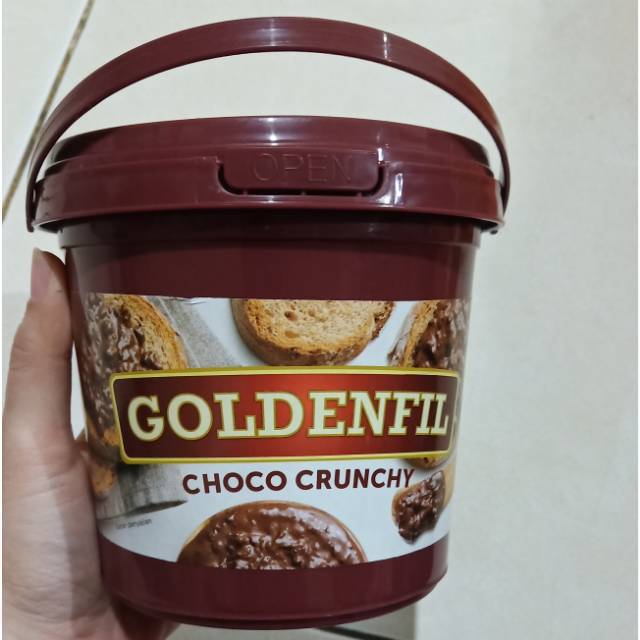 

GOLDENFIL Choco crunchy 1 kg selai coklat garing