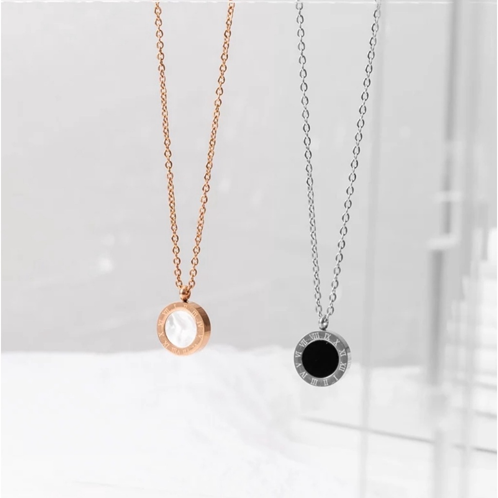 Kalung Titanium Bvlgr Angka Romawi 2 Sisi Warna White End Black